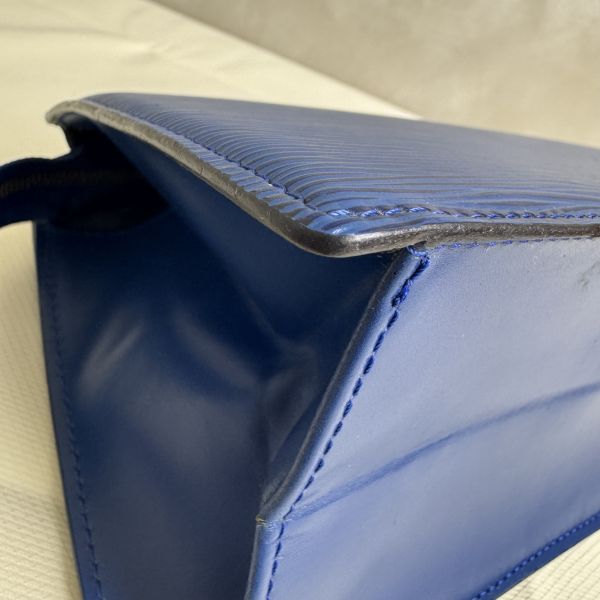 Louis Vuitton Epi 皮革手拿包 