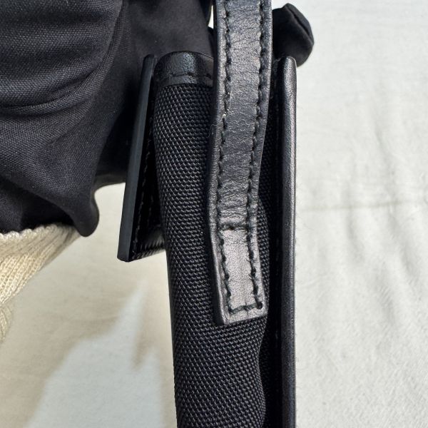 Gucci 黑色尼龍多功能鑰匙包 