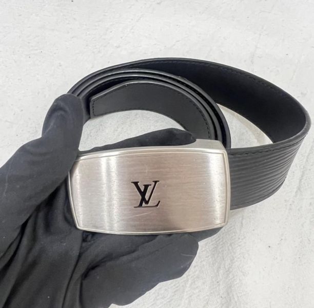 Louis Vuitton 黑色皮帶 