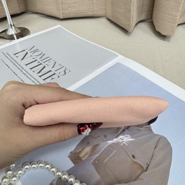 Gucci粉色碎花小木梳 