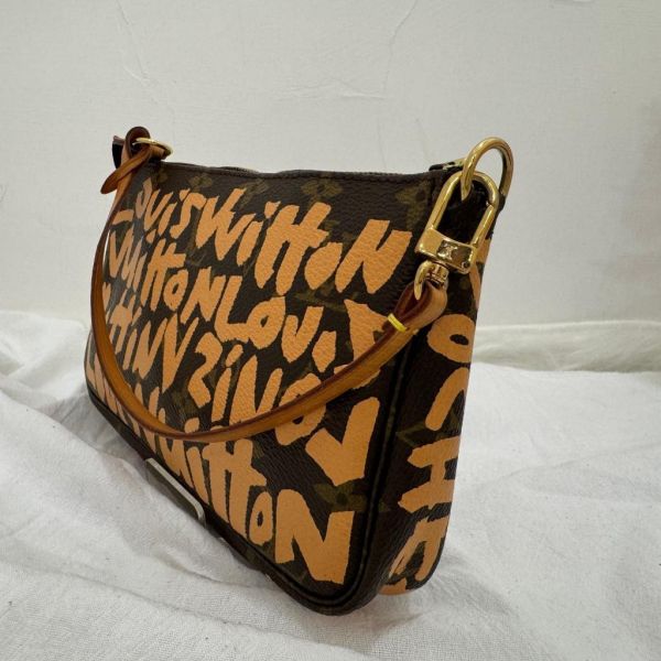 Louis Vuitton 塗鴉麻將包 