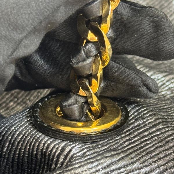 Louis Vuitton 鐵灰卯釘提袋 