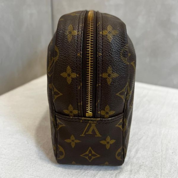 LV 經典洗漱包 手拿包 