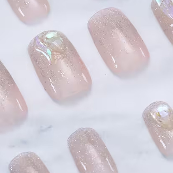 銀蔥爆閃晶體亮面×穿戴式手指甲片×二十四入 銀蔥指甲片、穿戴式指甲片、假指甲、亮面指甲片、24入、美甲、派對美甲、拍照美甲、婚禮美甲、閃亮指甲、韓系美甲