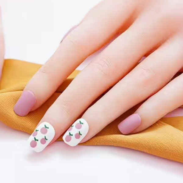 水蜜桃粉白霧面×穿戴式手指甲片×二十四入 水蜜桃粉指甲片、穿戴式指甲片、假指甲、24入指甲片、霧面指甲片、時尚指甲片、派對美甲、拍照美甲、婚禮美甲、簡單穿戴指甲片、日常美甲