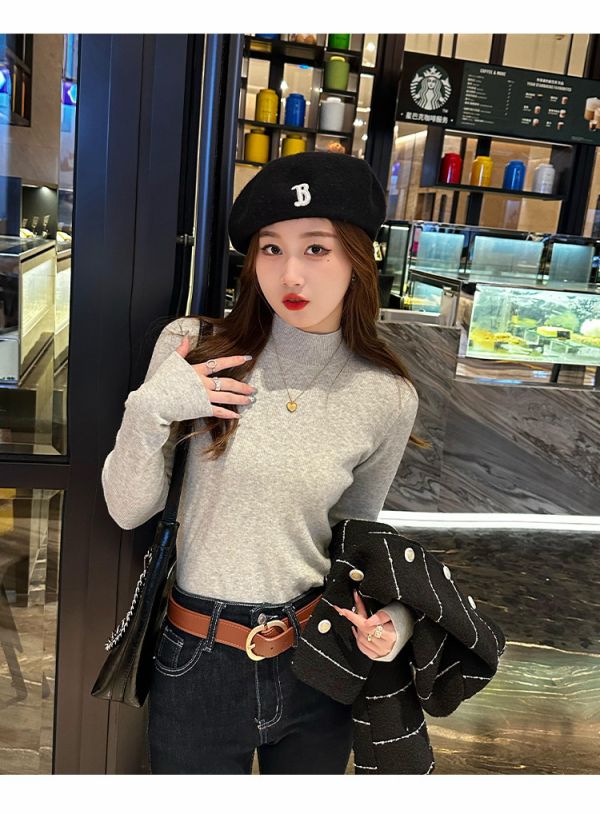 秋冬純色半高領長袖針織衫 秋冬針織衫, 半高領長袖針織, 均碼女裝, 百搭針織衫, 日系針織, 韓系針織, 純色毛織上衣, 女裝針織衫, 彈性針織, 保暖針織衫