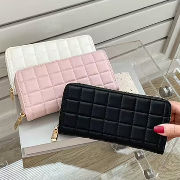 正方格紋壓線×拉鍊長皮夾×粉色 長皮夾, 拉鍊皮夾, 粉色皮夾, 正方格紋, 壓線皮夾, 收納錢包, 卡片夾, 日韓風皮夾, 禮物皮夾, 百搭長夾