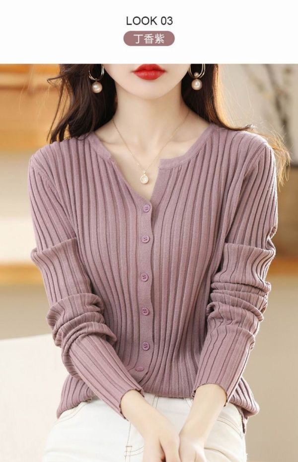 秋冬坑條鈕扣V領長袖針織衫 秋冬針織衫, V領針織衫, 坑條針織衫, 長袖女裝, 均碼針織, 百搭針織衫, 日系針織, 韓系針織, 女裝長袖, 彈性針織上衣