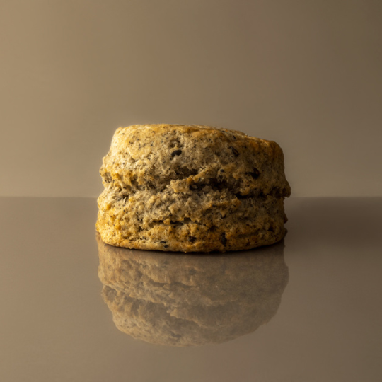 司康禮盒｜古早味組（桂圓 × 桂花 × 黑芝麻） 司康禮盒, 司康禮盒推薦, 手作司康, 司康甜點, 禮盒甜點, 下午茶禮盒, 親子友善, 桃園甜點, 伯爵司康, 抹茶司康, 桂圓司康, 鹹乳酪司康