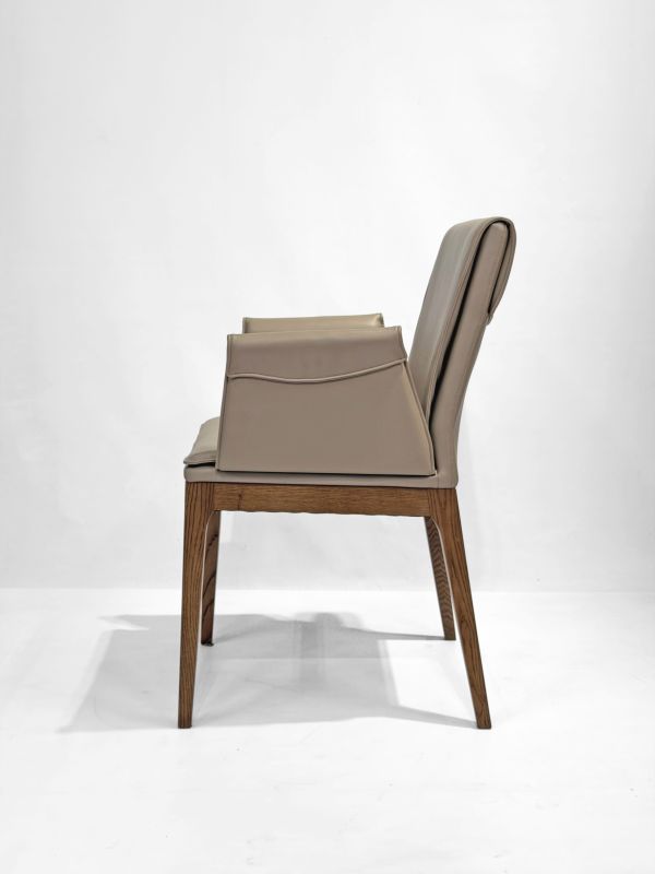 TOSCANIA 餐椅 (有扶手) 