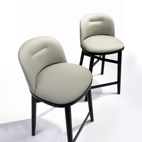 邦德吧台椅 