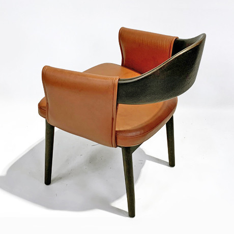 TRUSSARDI 扶手餐椅 