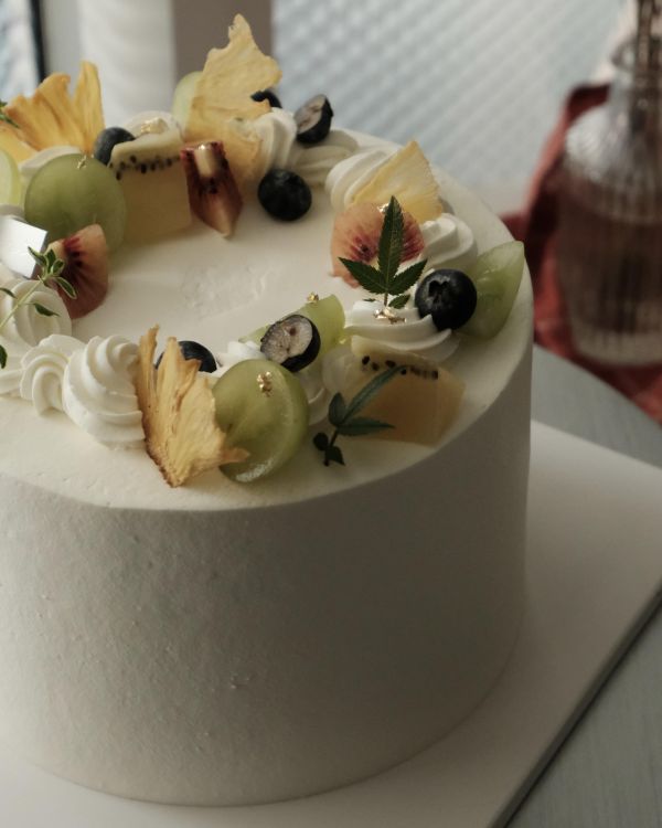 ⊳四吋伯爵綜合水果聖代蛋糕(母親節限定) 高雄生日蛋糕,三民區甜點,6吋蛋糕,鮮奶油蛋糕,伍柒邸社,伍柒甜點,慶生蛋糕,小蛋糕,日本十勝奶霜,三民區生日蛋糕