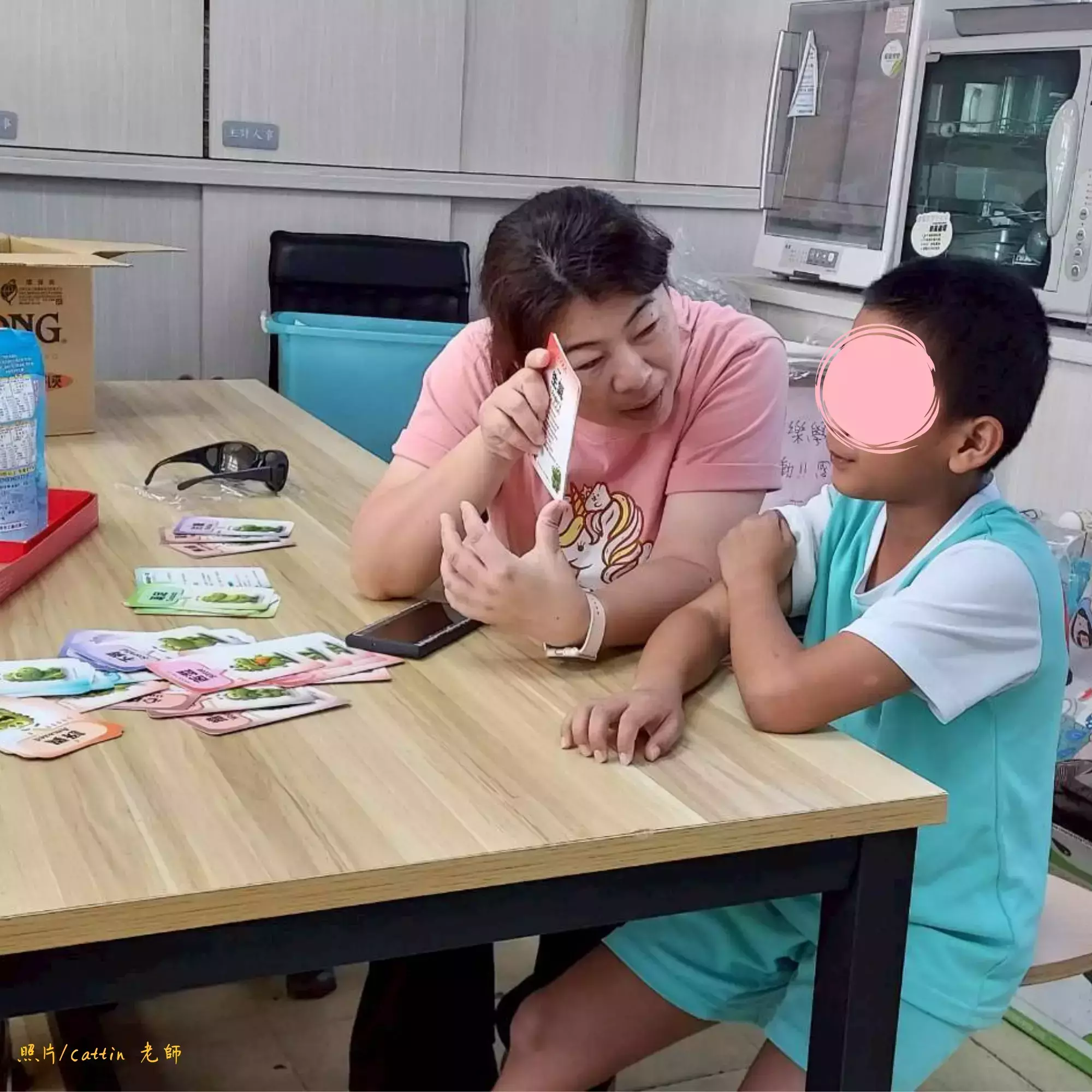 用情緒海報/小卡，讓國小課堂變得更生動、更溫暖｜原文圖例