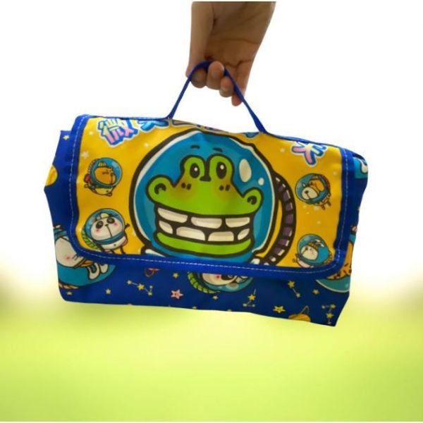 【傻笑鱷魚】太空鱷魚野餐墊｜150×80cm・600D牛津布防水底｜可手提 
