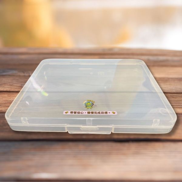 透明收納筆盒：送貼紙文具 