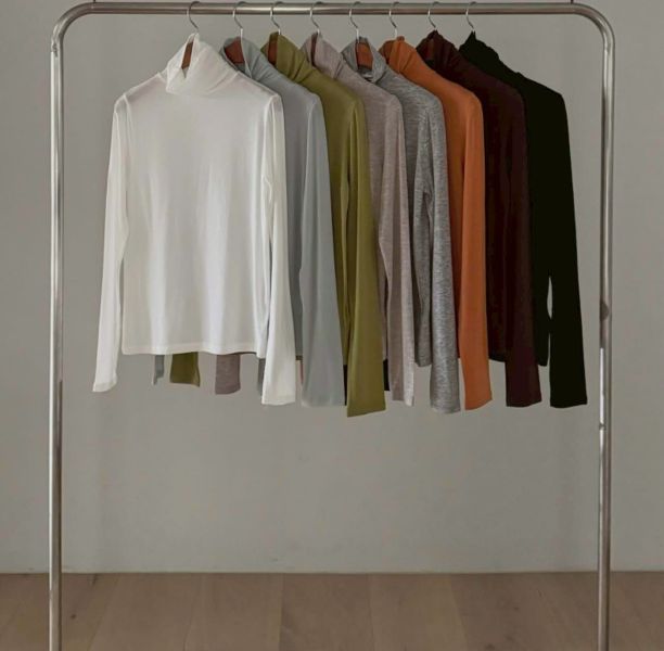 韓系純羊毛高領上衣 