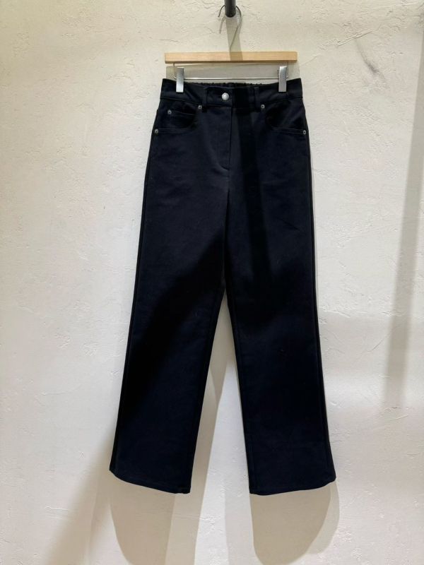 內刷毛直筒長褲 