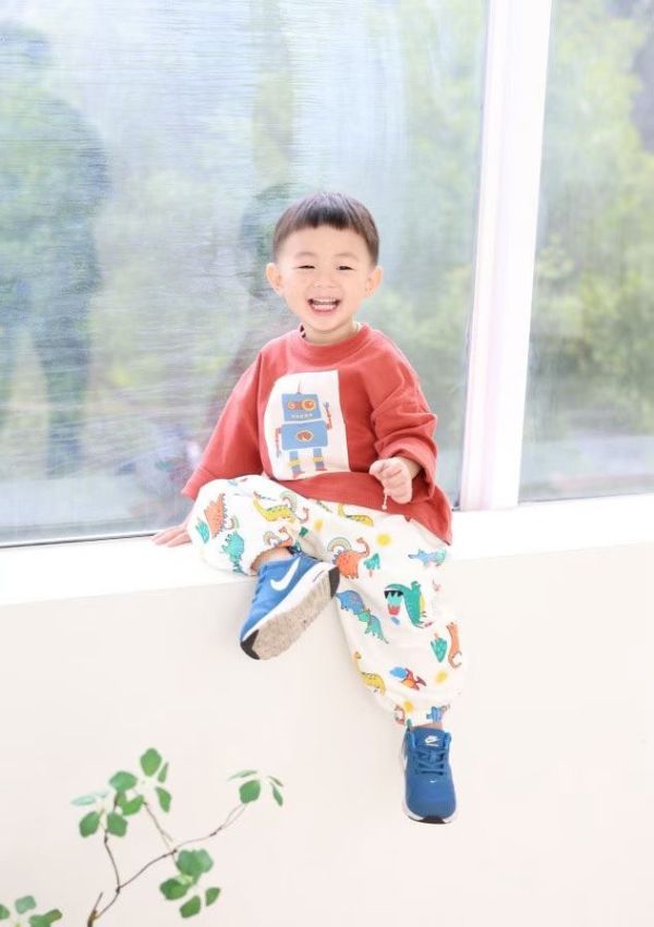 機器人插畫長袖T 