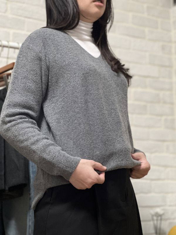 柔感高領修身內搭上衣 