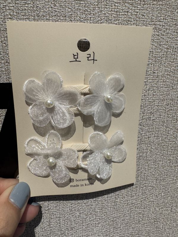 BORA 韓系珍珠花瓣髮夾(2入) 正韓,真皮,單肩包