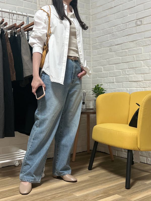 蕾絲下襬微挺感襯衫上衣 