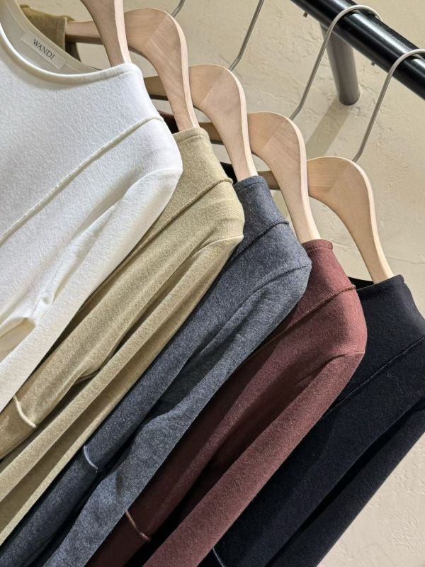 秋冬柔感拼接長袖上衣 