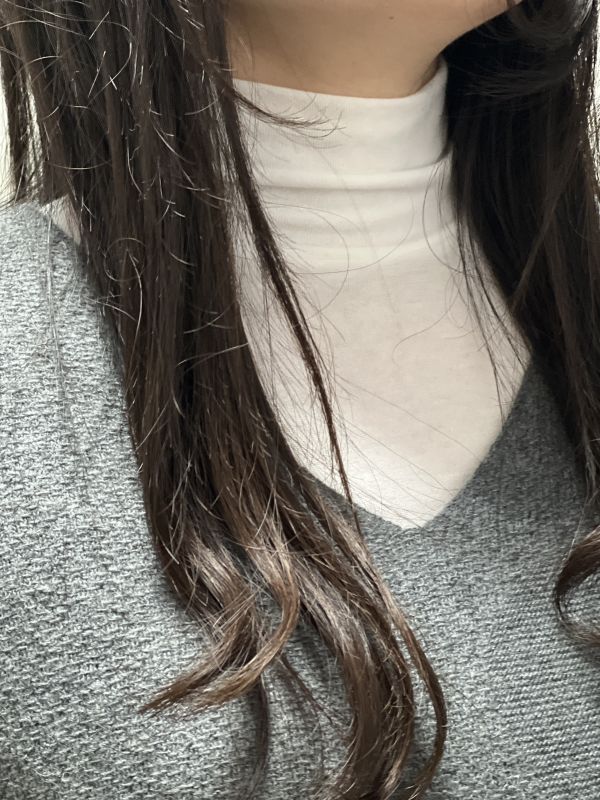 柔感高領修身內搭上衣 