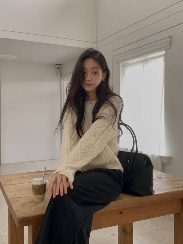 麻花不規則邊針織衣 