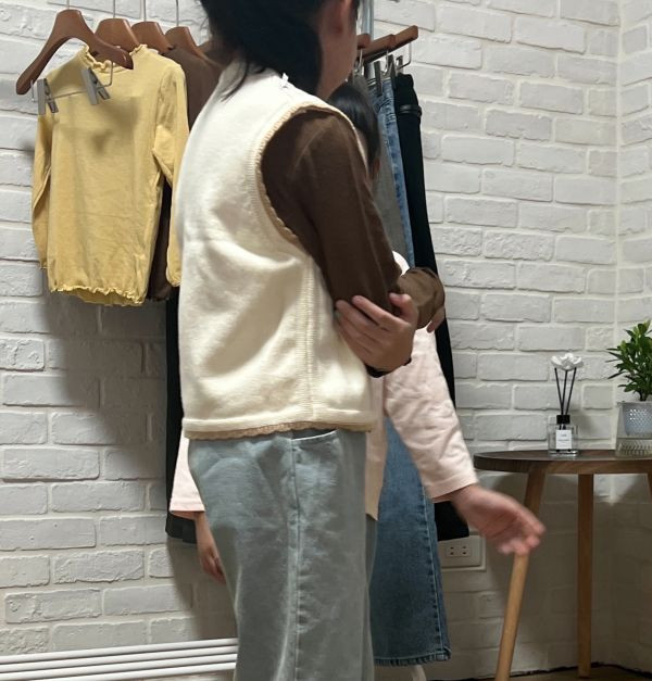 柔霧糖系高領打底上衣 