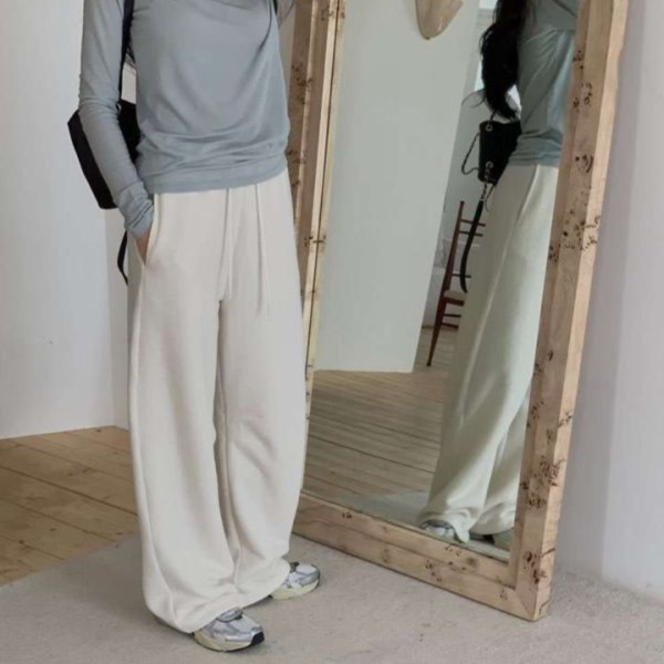 韓系純羊毛高領上衣 