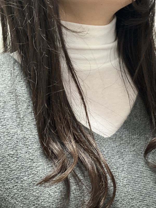 柔感高領修身內搭上衣 