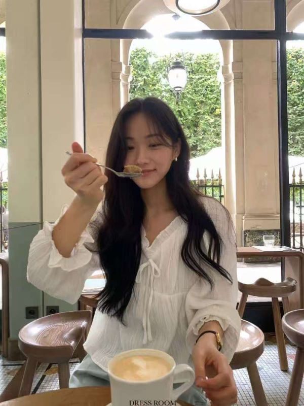 浪漫皺摺綁帶上衣（薄款） 