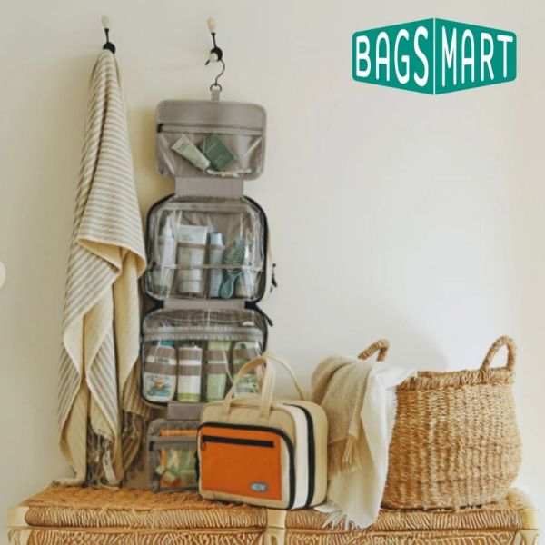 【美國Bagsmart】掛式旅行盥洗包 防水型 盥洗包 大容量 多隔層 運動包 透明拉鍊隔層 化妝品隔層 