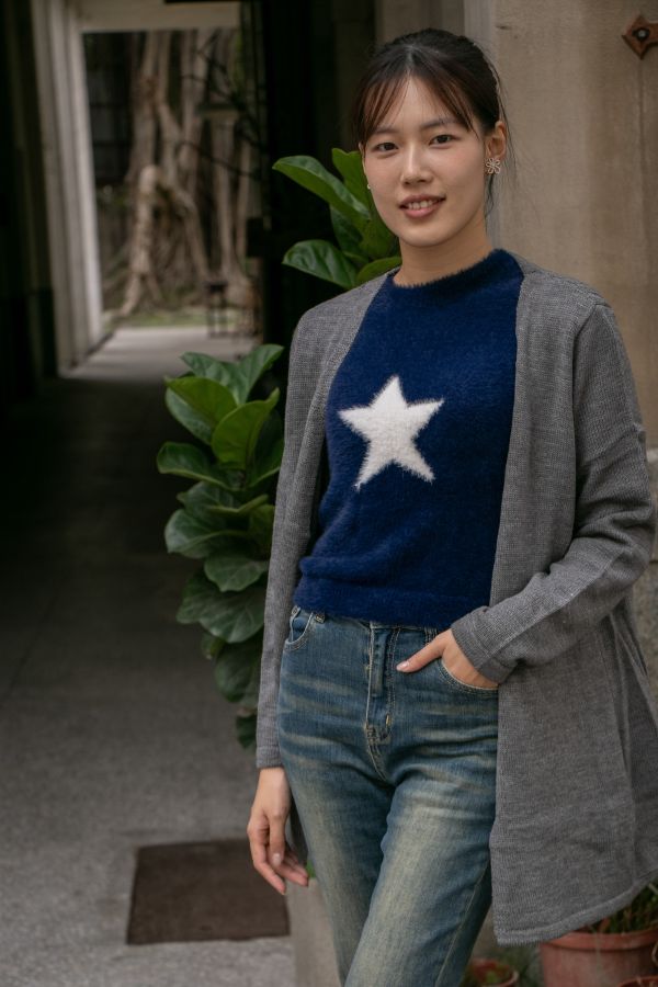 長版倒V針織外套 