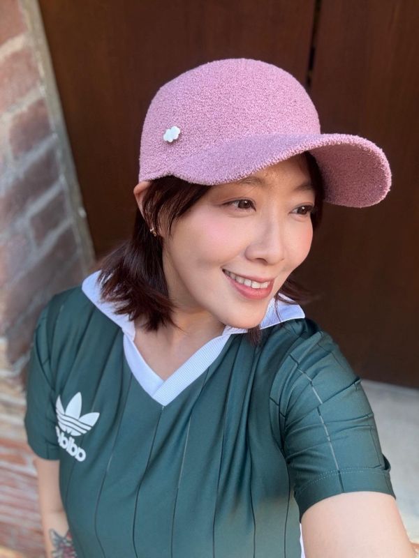 吸汗瞬涼毛巾紗棒球帽 毛巾紗棒球帽,透氣棒球帽,吸汗帽子,夏日遮陽帽,MIT手作帽子,好洗的棒球帽,親膚柔軟帽子,輕量透氣帽,Layoo來喲帽子,夏日穿搭,運動休閒帽,頭皮透氣