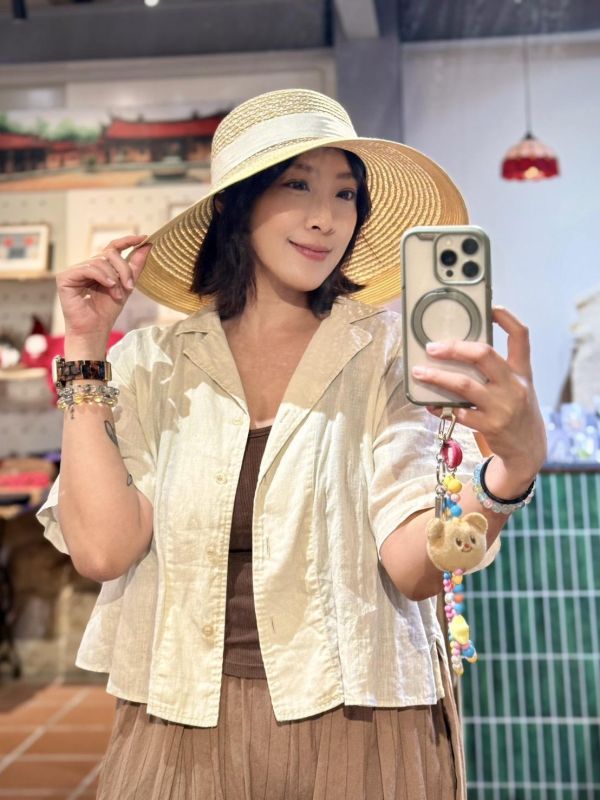 海灘假期-超大帽沿可捲折彈力紙草帽 紙草帽,海灘遮陽帽,可收納帽,可捲帽,度假草帽,大帽簷草帽,法式度假風格,防曬草帽,摺疊帽