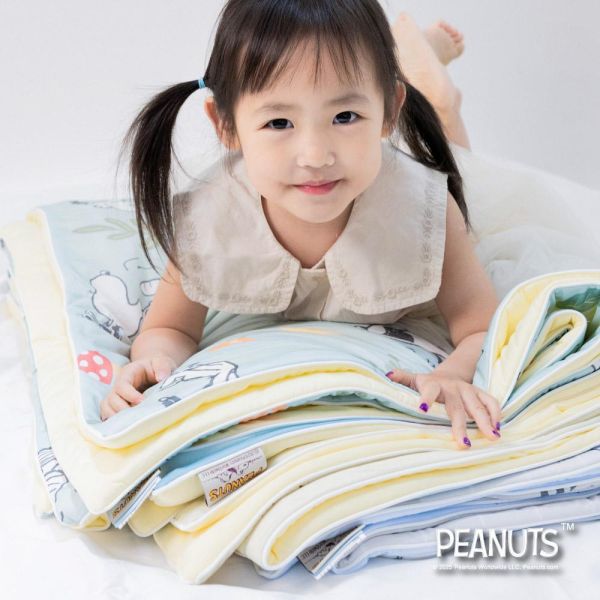 【Austin Home 奧斯汀寢飾】史努比瑪奇朵冰紗被｜雪人滾滾150X200cm 