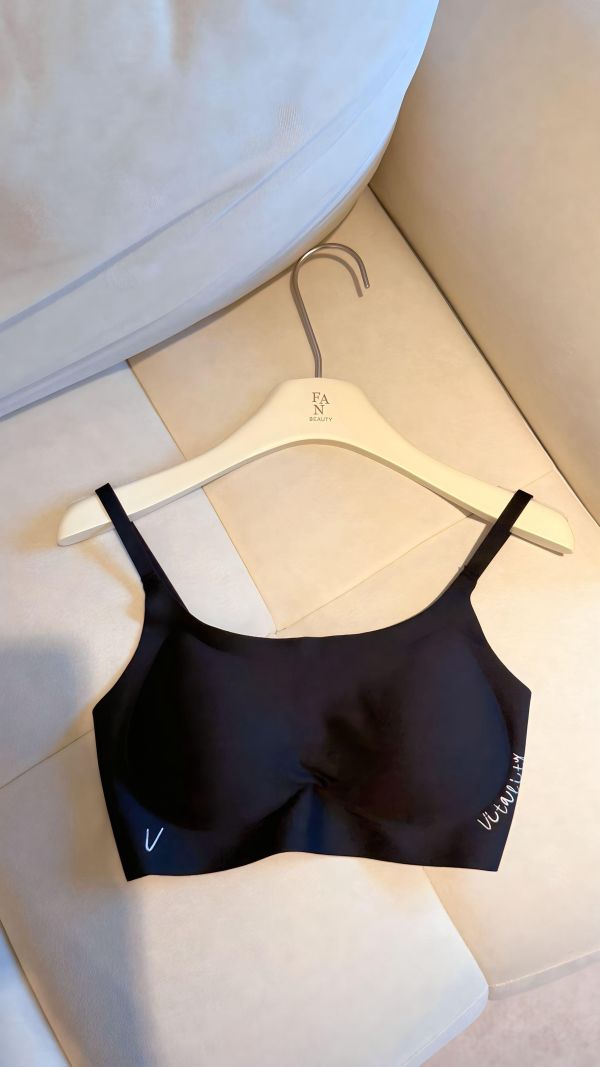 舒適度100分!!!包色不後悔無痕內衣 