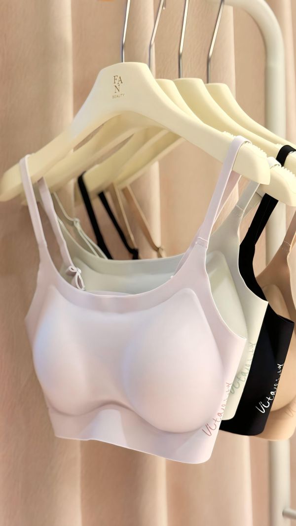 舒適度100分!!!包色不後悔無痕內衣 