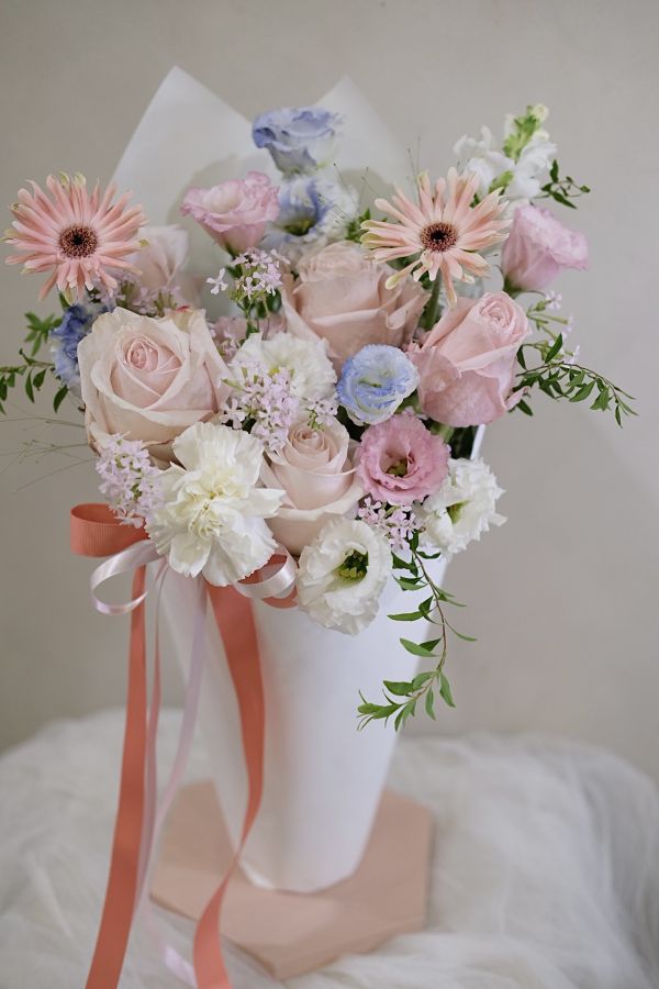 冰淇淋甜筒花束 乾燥花,永生花,永恆花,鮮花,花束,情人節花束,母親節花束,畢業花束,母親節花禮