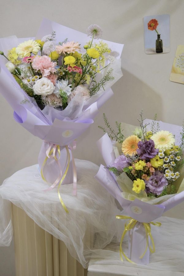 母親節花束（中大型款） 母親節花束 康乃馨花束 康乃馨 台北花店 中山區花店 客制花束