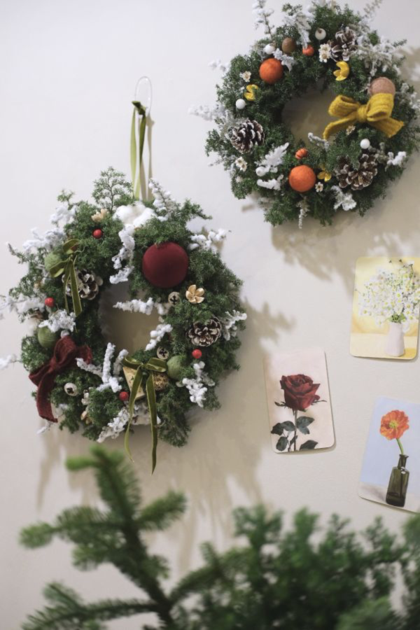 雪松可愛聖誕花圈 乾燥花,永生花,索拉花,太陽玫瑰,乾燥盆花,情人節,母親節,生日