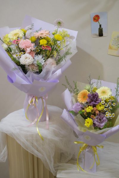 母親節花束（中大型款） 母親節花束 康乃馨花束 康乃馨 台北花店 中山區花店 客制花束