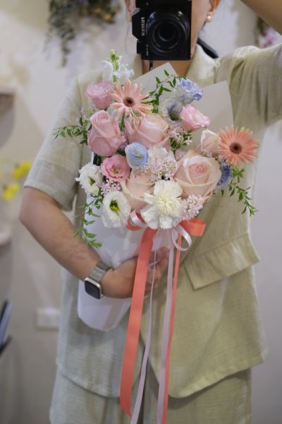 冰淇淋甜筒花束 乾燥花,永生花,永恆花,鮮花,花束,情人節花束,母親節花束,畢業花束,母親節花禮