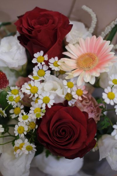 七夕限定浪漫款花束｜闆娘客製 情人節花束 玫瑰花束 玫瑰花 浪漫花束 台北花店 中山區花店 客制花束