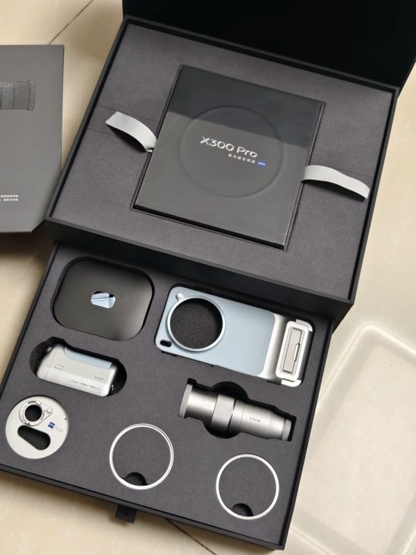 x300 Pro 1TB 衛星通訊版 