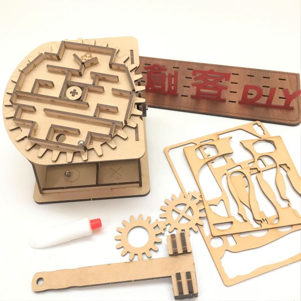 【全館現貨】卷木森活館【旋轉迷宮】DIY 組裝 木製玩具 模型 動手做 兒童玩具 益智 
