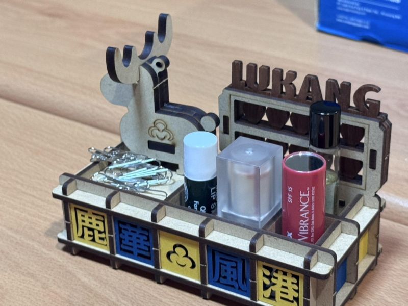 鹿港風華__甕牆 筆筒 