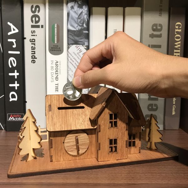 現貨【小木屋 造型 存錢筒】DIY 組裝 文具 存錢罐 木製玩具 動手做 聖誕節 交換禮物 可愛 療癒 